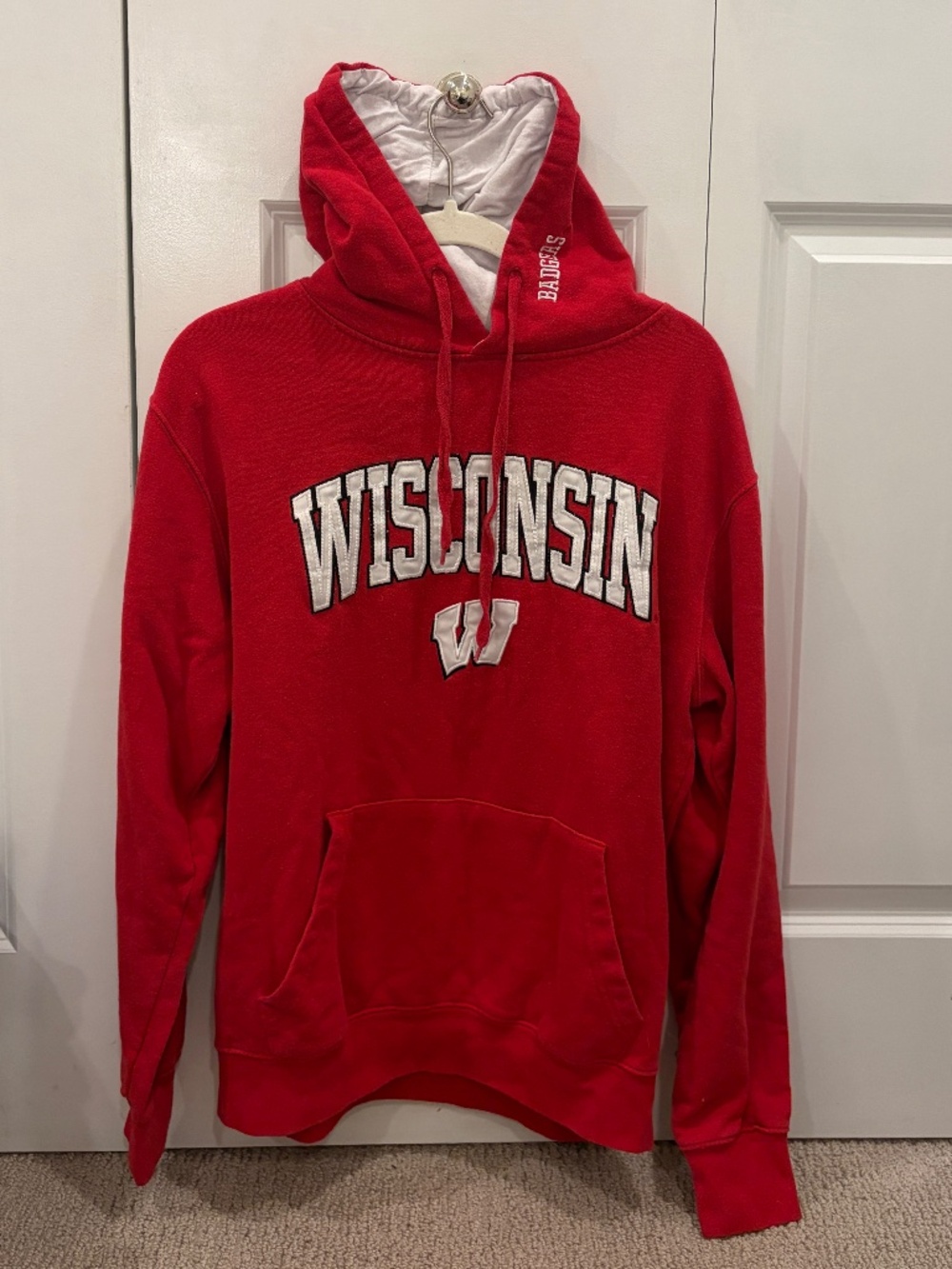 Stadium Athletics University of Wisconsin-Madison Badgers Vintage Hoodie